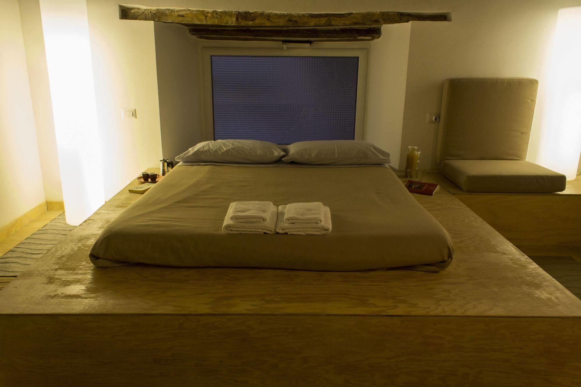 Casa Latina 3* Napels